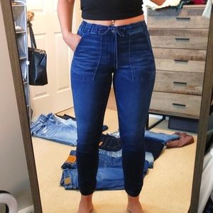 American eagle jean joggers